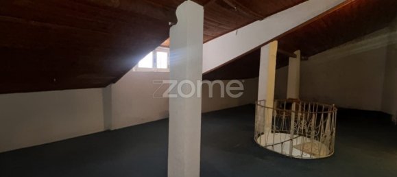 4 bedrooms Villa in Corroios, Portugal No. 208924 14