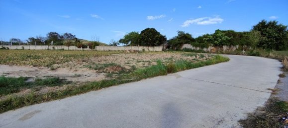  Commercial property in Hua Hin, Thailand No. 7798 2