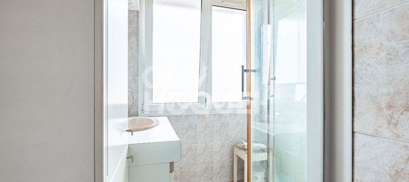 Apartamento de 2 dormitorios en Asnieres-sur-Seine, France No. 285980 8