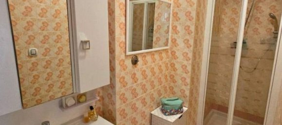 3 rooms Apartment in Genoa, Italy No. 40460 14