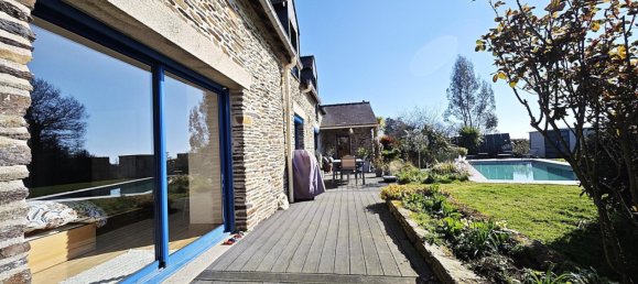 4 bedrooms House in Caro, France No. 201860 4