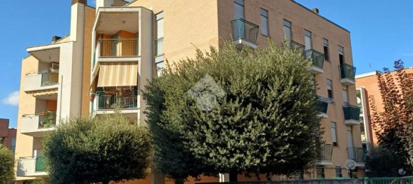 3 rooms Apartment in Rome, Italy No. 346203 3