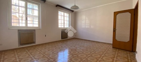 6-salle Appartement à Orzinuovi, Italy No. 287697 10