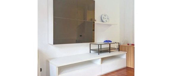 3 rooms Apartment in Rome, Italy No. 30370 3