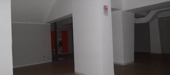 230m² Commercial property in Reggio Calabria, Italy No. 113625 9