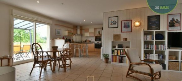 Casa de 4 dormitorios en Verrie, France No. 310095 3