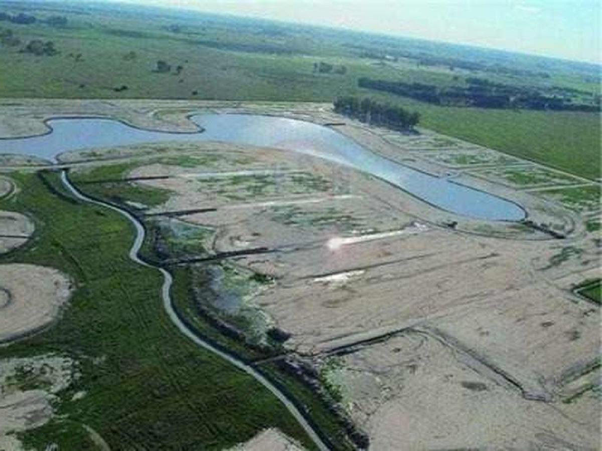 Terreno en Ezeiza, Argentina No. 44008