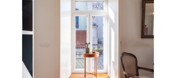 3 Schlafzimmer Doppelhaus in Lisbon, Portugal, Nr. 119801 4