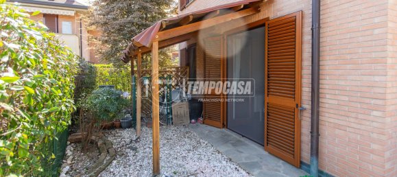 2 bedrooms Apartment in Busto Arsizio, Italy No. 372852 9