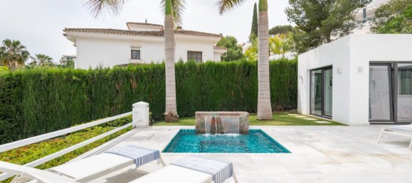 5 bedrooms House in Marbella, Spain No. 146186 2