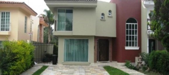 Casa de 4 dormitorios en Tlajomulco de Zúñiga, Mexico No. 150961 2