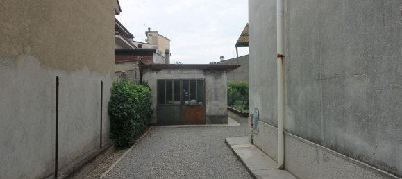 9-Zimmer Haus in Seregno, Italy, Nr. 334599 10