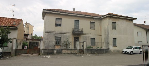 9-Zimmer Haus in Seregno, Italy, Nr. 334599 2