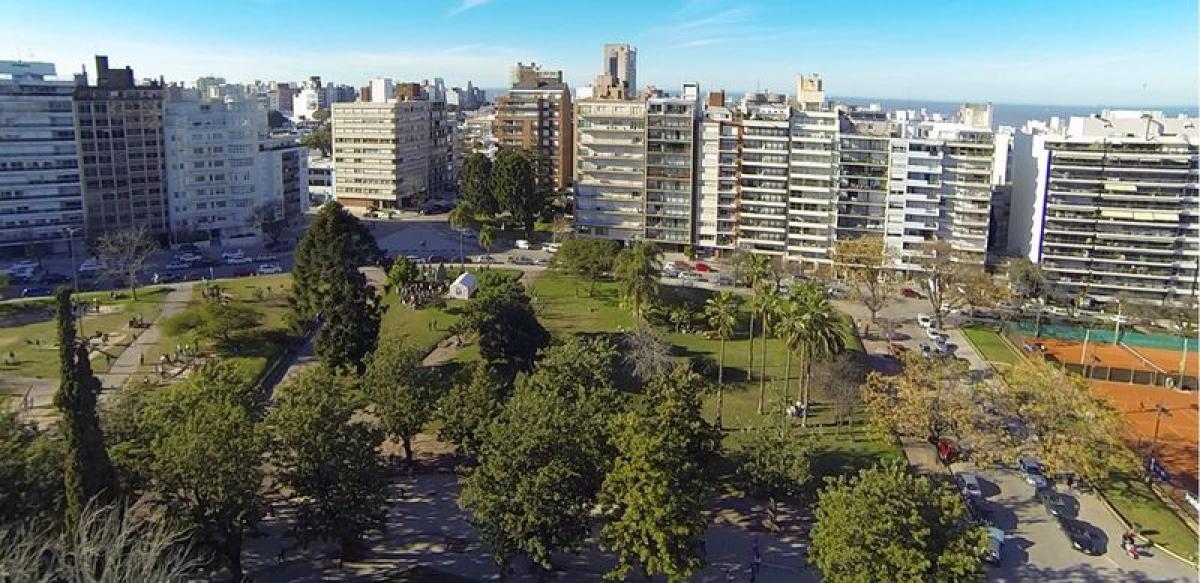 Terrain à Montevideo, Uruguay No. 14823