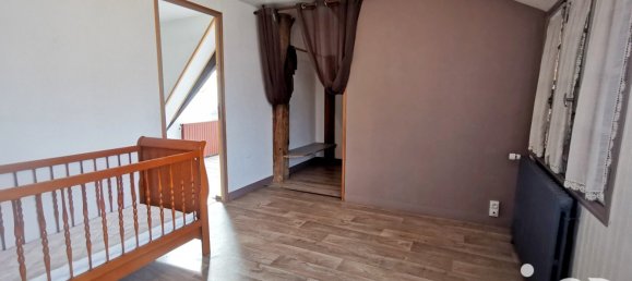 Moradia em banda T4 em Le Menoux, France N.º 70684 9