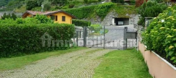 3 bedrooms Villa in Porlezza, Italy No. 3945 9