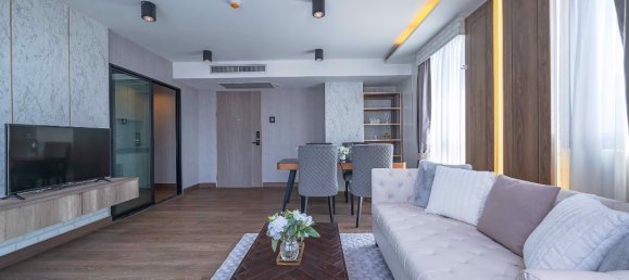 3 bedrooms Duplex in Phra Khanong, Thailand No. 19321 2