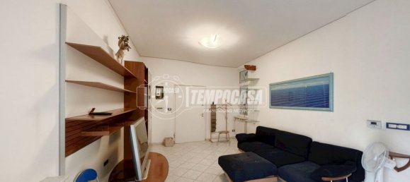 3 bedrooms Apartment in Savona, Italy No. 378386 8