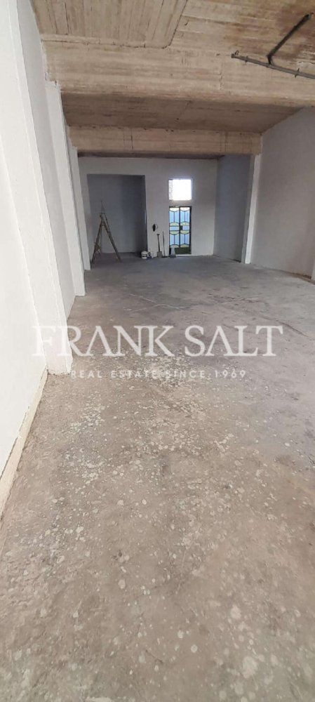 130m² Warehouse in Ghaxaq, Malta No. 12484