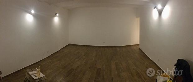 Imóvel comercial de 2 divisões em Terni, Italy N.º 254767