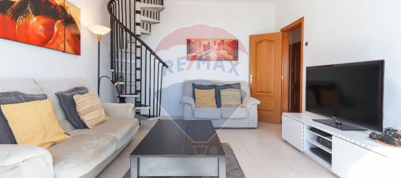 2 Schlafzimmer Doppelhaus in Oeiras, Portugal, Nr. 81595 4