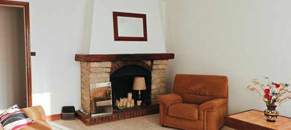 Casa de 4 dormitorios en Maintenon, France No. 94583 2