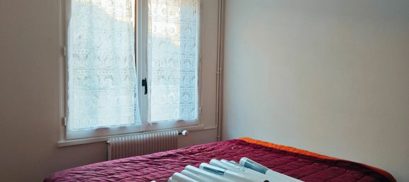 Casa de 4 dormitorios en Maintenon, France No. 94583 8