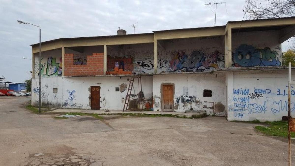  Land in San Fernando, Argentina No. 122154