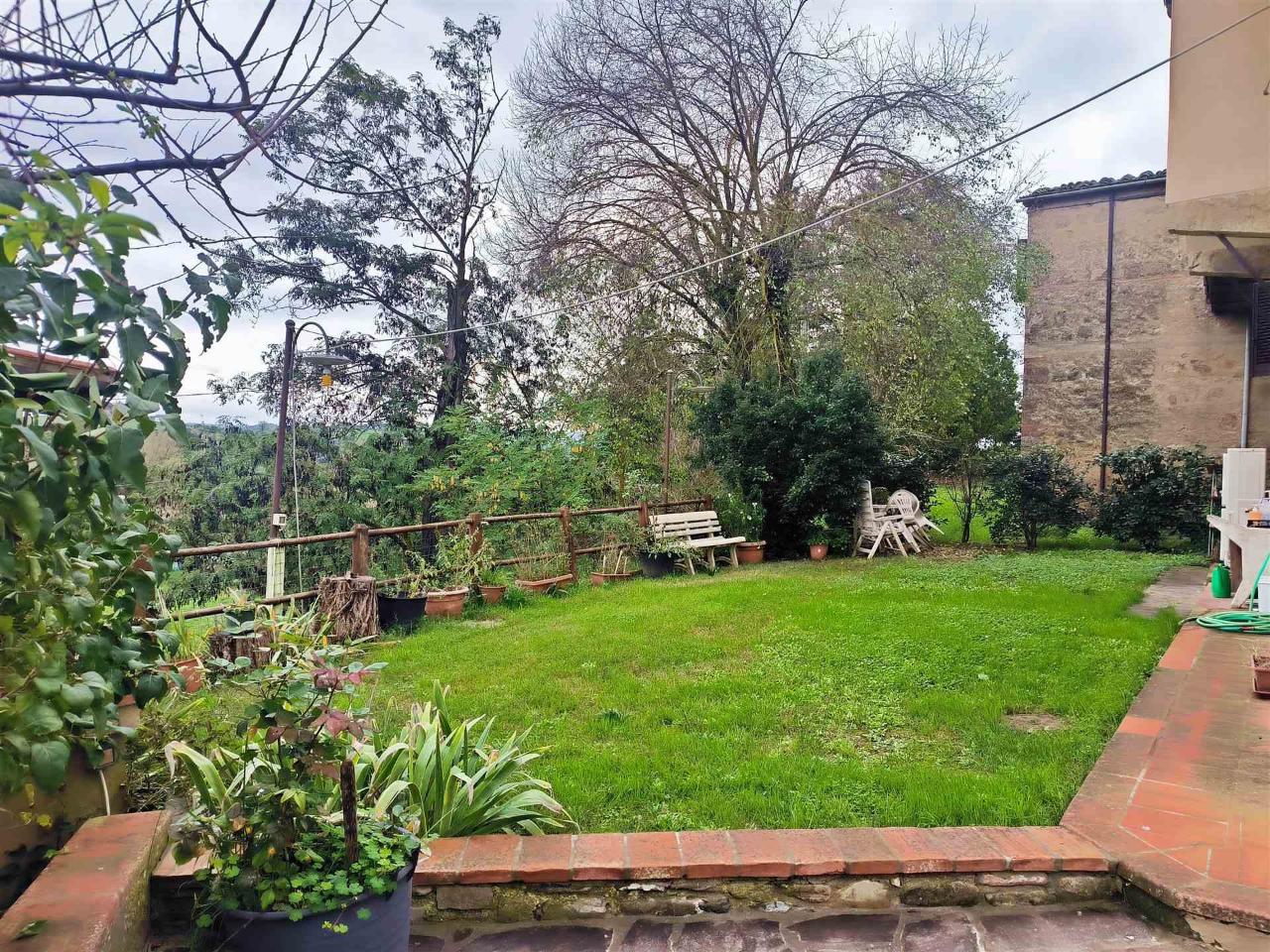 5 rooms House in Poggibonsi, Italy No. 5999