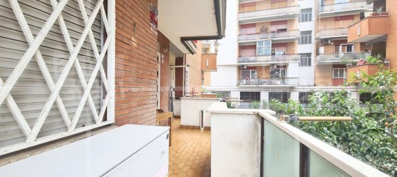 3 rooms Apartment in Rome, Italy No. 9651 64