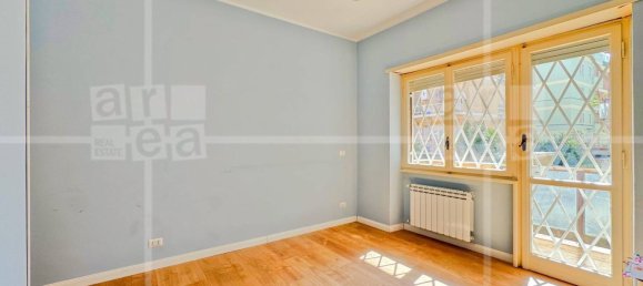3 rooms Apartment in Rome, Italy No. 9651 75
