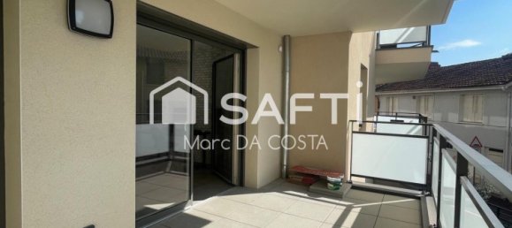 1 bedroom Apartment in Montrond-les-Bains, France No. 285450 6