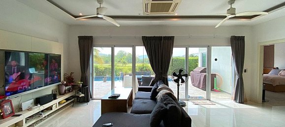 3 bedrooms Cafe / restaurant in Hua Hin, Thailand No. 6216 14