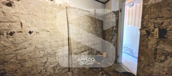 Apartamento de 2 dormitorios en Lucca, Italy No. 275163 14