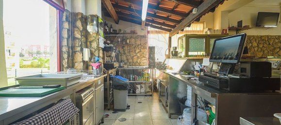 90m² Commercial property in Sintra, Portugal No. 247661 4