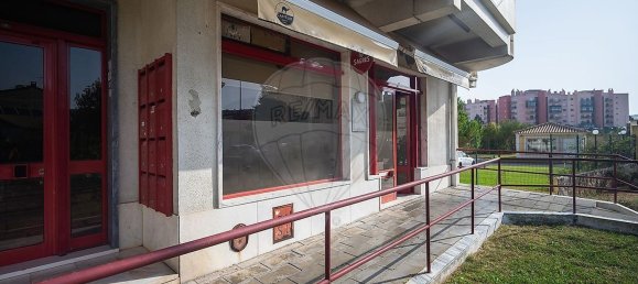 90m² Commercial property in Sintra, Portugal No. 247661 27