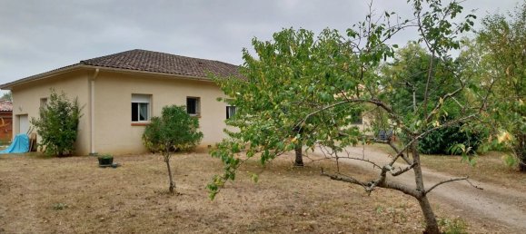 Casa de 3 dormitorios en Caussade, France No. 342160 2