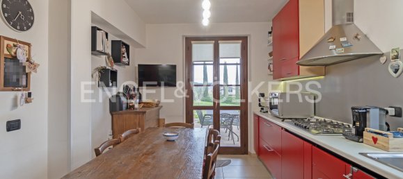 Edificio de 12 dormitorios en Perugia, Italy No. 107494 3