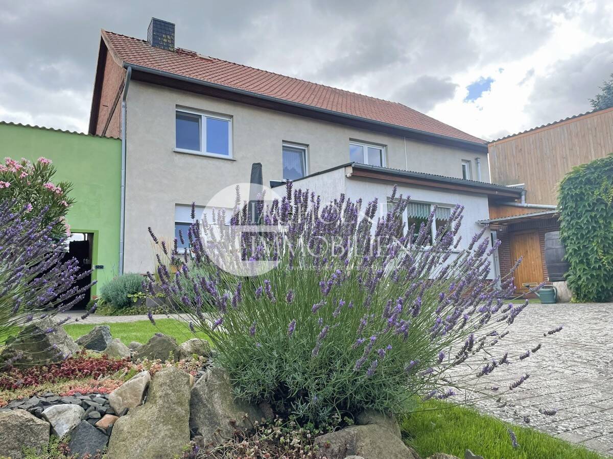 Таунхаус с 4 спальнями в Зальцведель, Германия № 330249