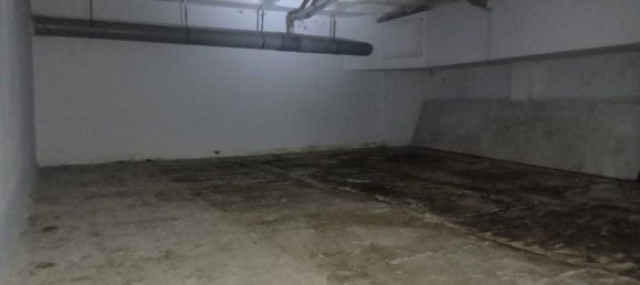 73m² Commercial property in Zaragoza, Spain No. 65077 3