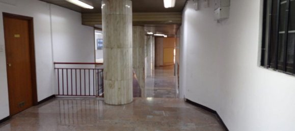 73m² Commercial property in Zaragoza, Spain No. 65077 2