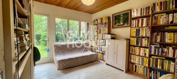 5 bedrooms Villa in Tournan-en-Brie, France No. 120870 6