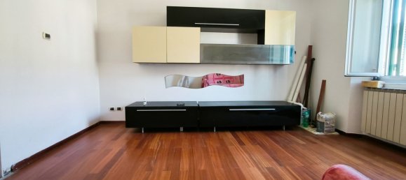 Apartamento de 3 divisões em Carrara, Italy N.º 277879 3