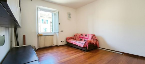 Apartamento de 3 divisões em Carrara, Italy N.º 277879 2