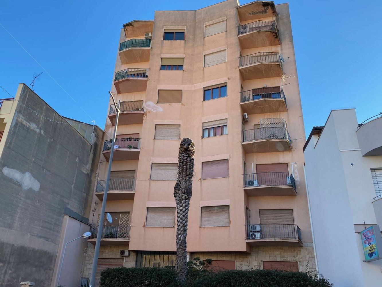 6غرفة شقة في Alcamo, Italy رقم 265680