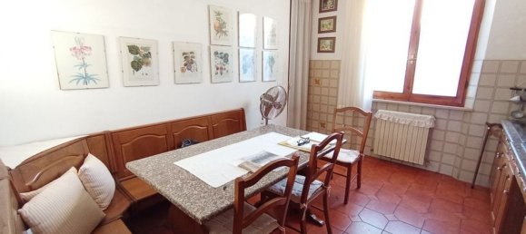 5-salle Appartement à Foiano della Chiana, Italy No. 228014 10
