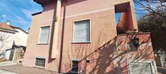3 bedrooms Apartment in Foligno, Italy No. 310840 11