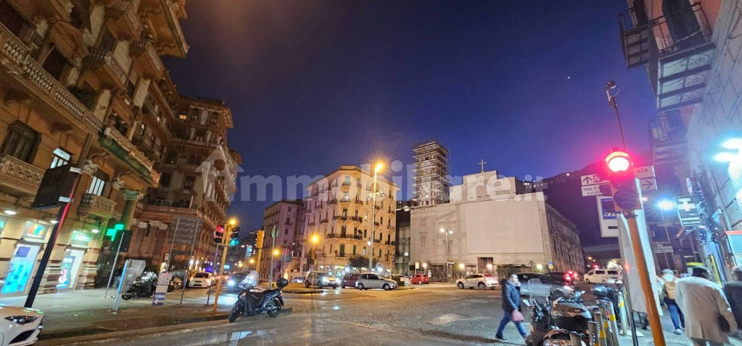 1 Schlafzimmer Wohnung in Naples, Italy, Nr. 319146