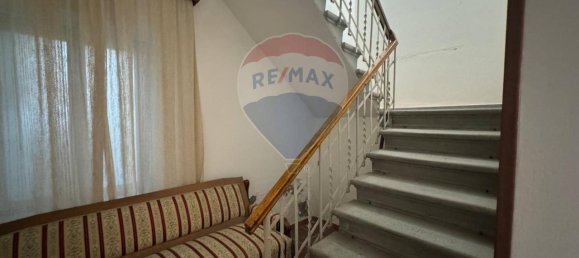 Casa de 5 divisões em Tuoro sul Trasimeno, Italy N.º 5154 38