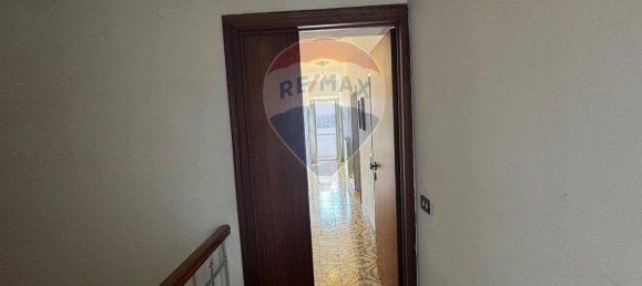 Casa de 5 divisões em Tuoro sul Trasimeno, Italy N.º 5154 40